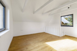 Zrekonstruovaná chata